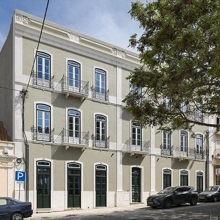 Santa Maria Rooms And Apartments Setubal Exterior photo